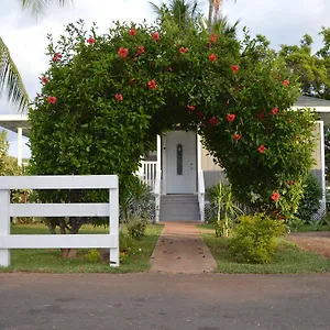 the-lahaina-beach-house.hotelsinhawaii.org/